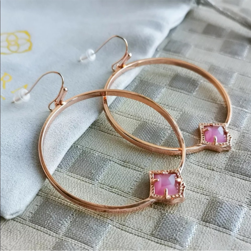 KENDRA SCOTT Elberta Hoops Rose Gold Pink Cats Eye